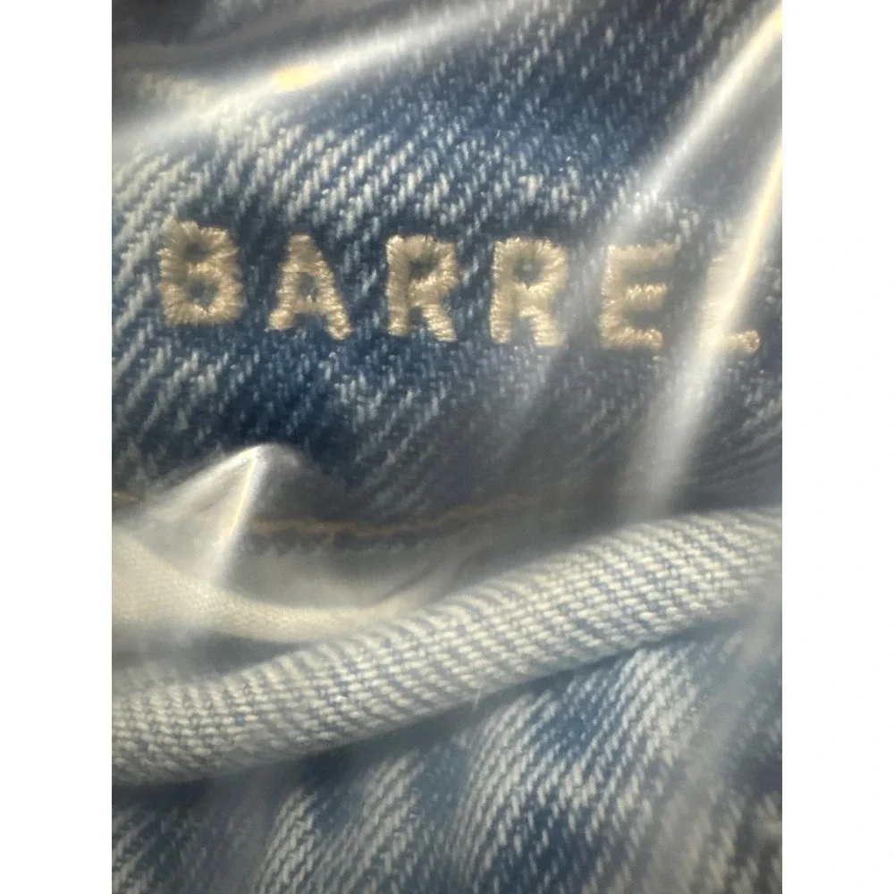 American Eagle Barrel Jeans Womens 6 Light Wash Distressed High Rise Curved Leg - Picture 8 of 8